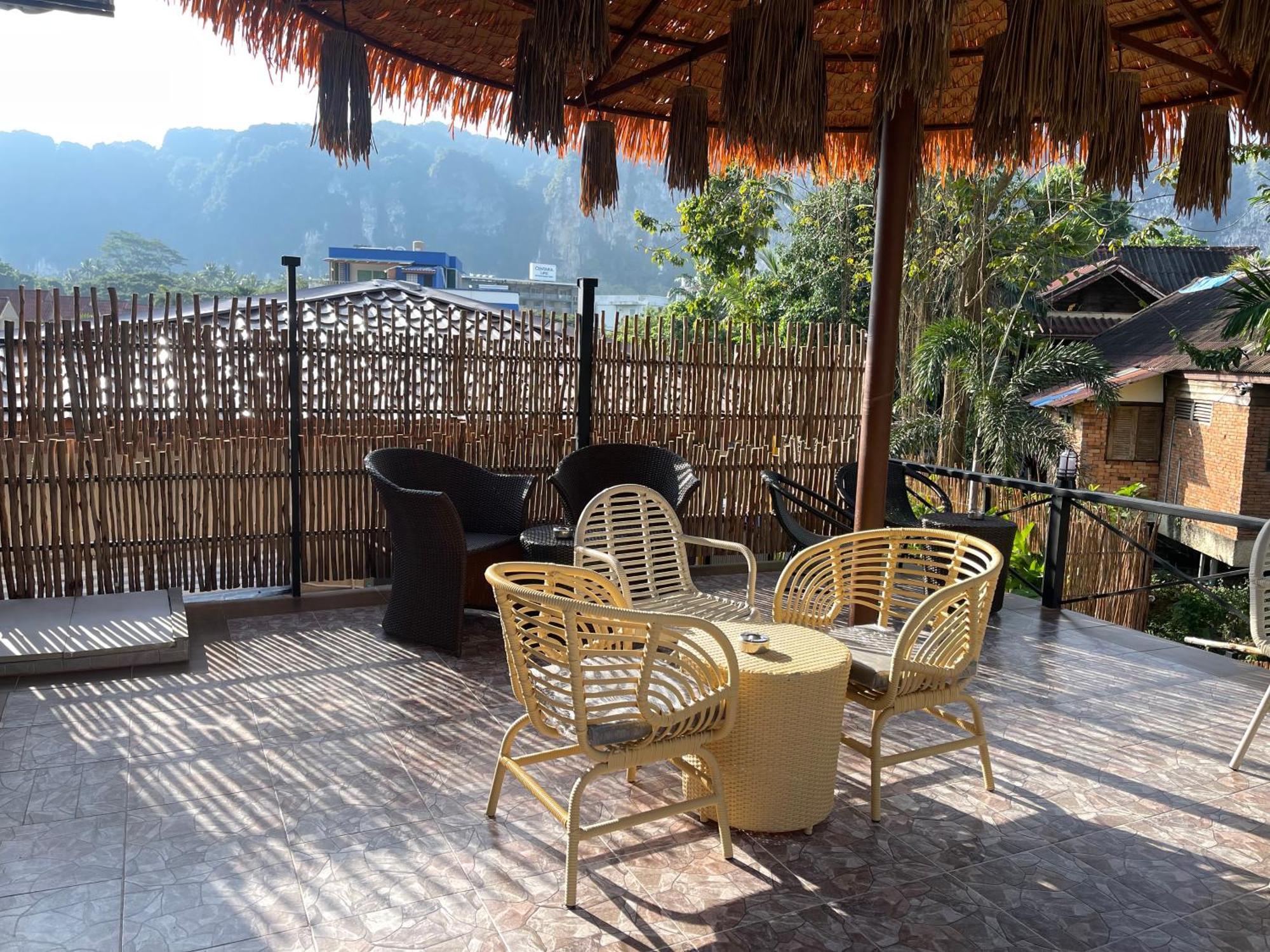 Summer Club And Hostel Ao Nang Eksteriør bilde
