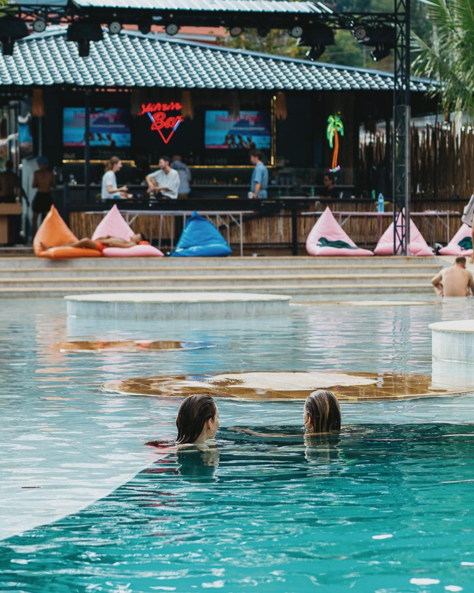 Summer Club And Hostel Ao Nang Eksteriør bilde
